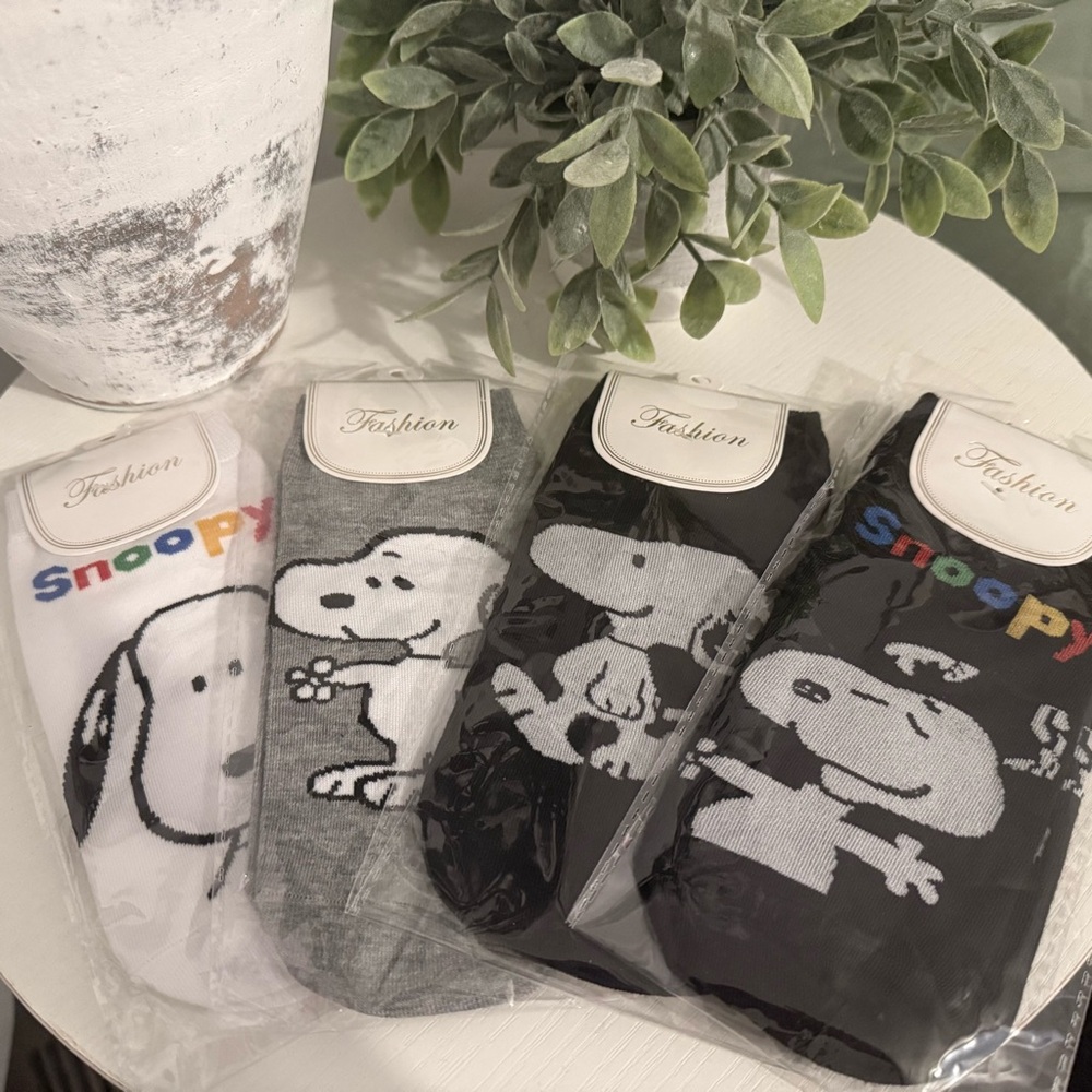 Snoopy Socks Set of 4 NWT